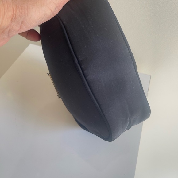 Giorgio Armani Parfums, Small Zippered Travel bag - Picture 5 of 14